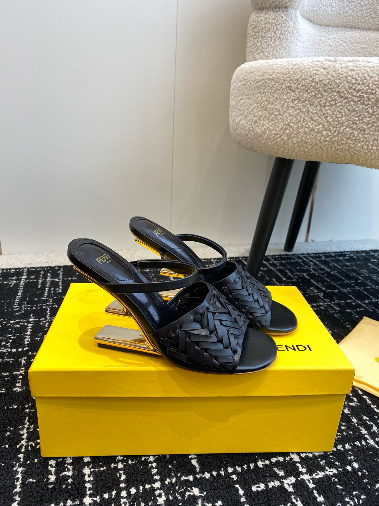 Fendi Knitted high heels