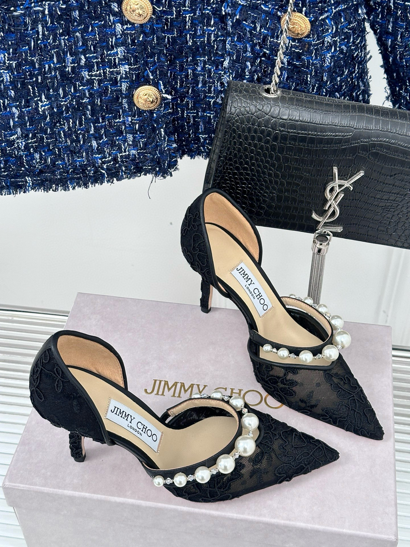 Jimmy Choo  Classic pearl lace high heels Imported lace fabric size 35-40