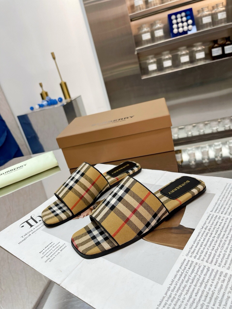 Burberry slipper