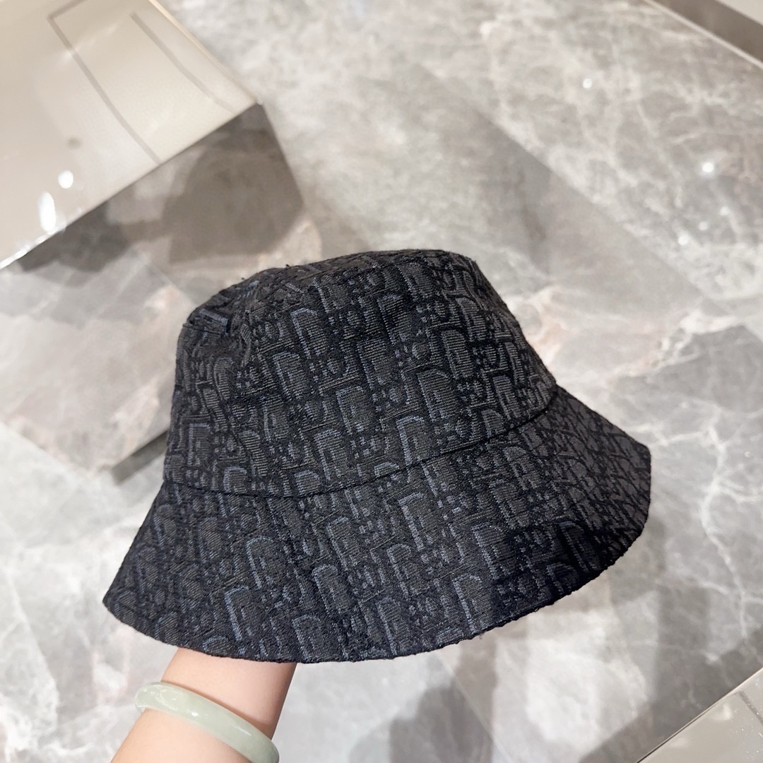 DIOR cap
