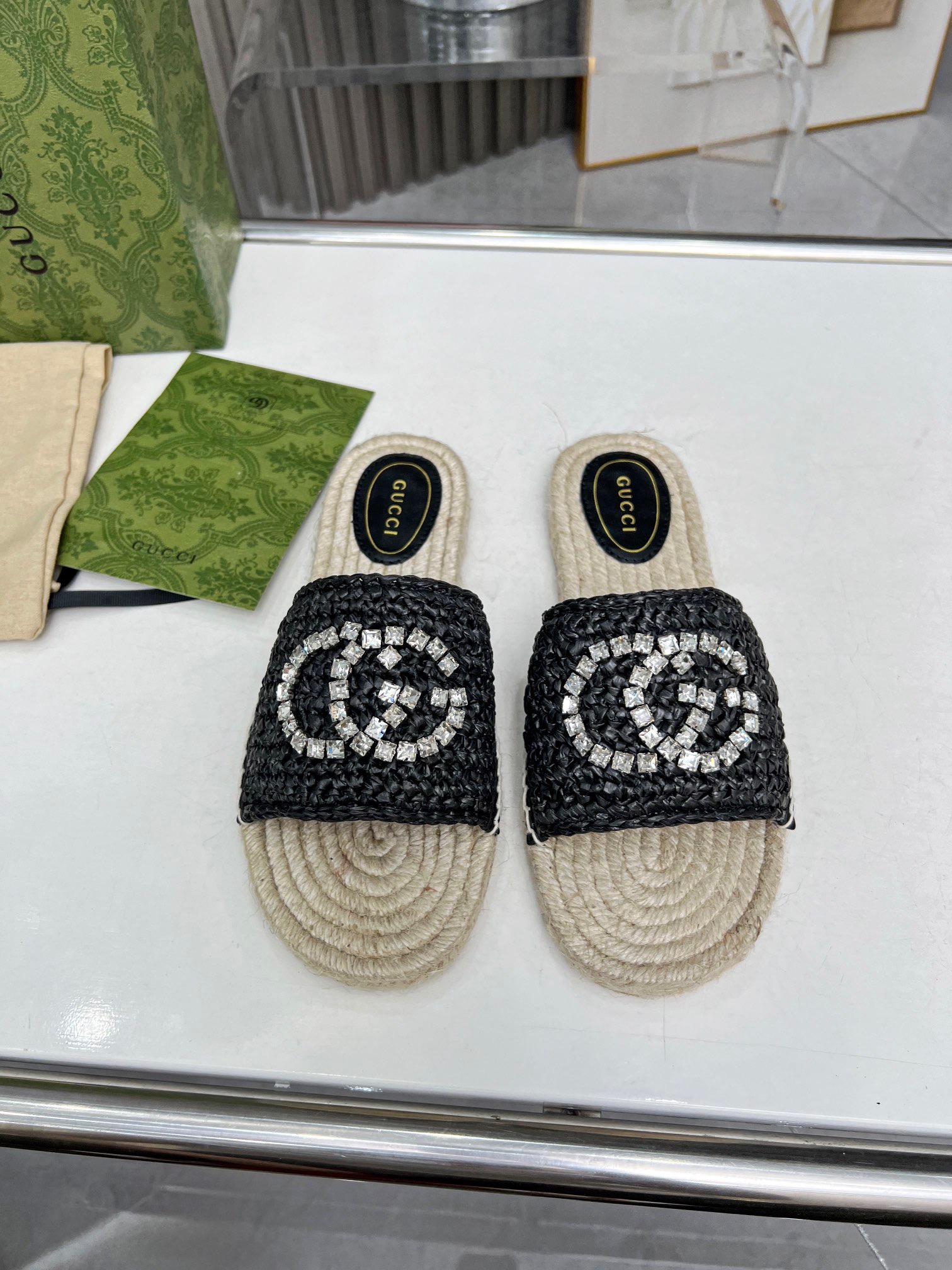 GUCCI Diamond woven slippers
