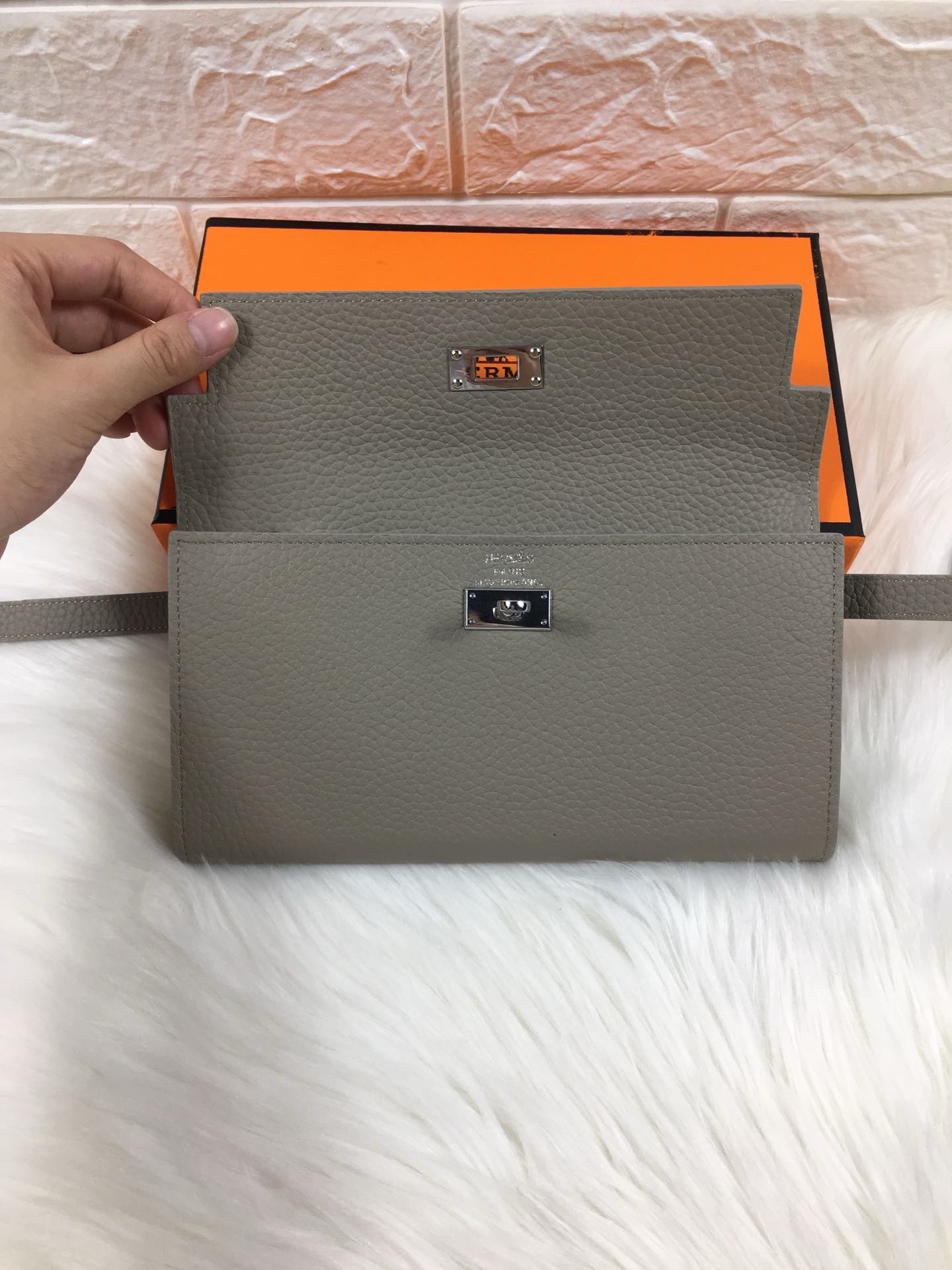 Hermes wallet bag