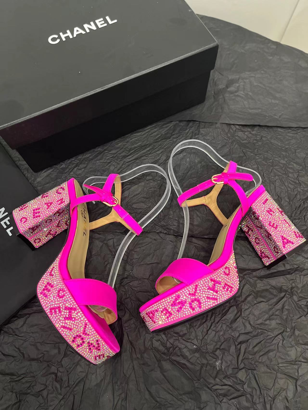 2024 CHANEL Thick heeled waterproof platform with diamond heel sandals