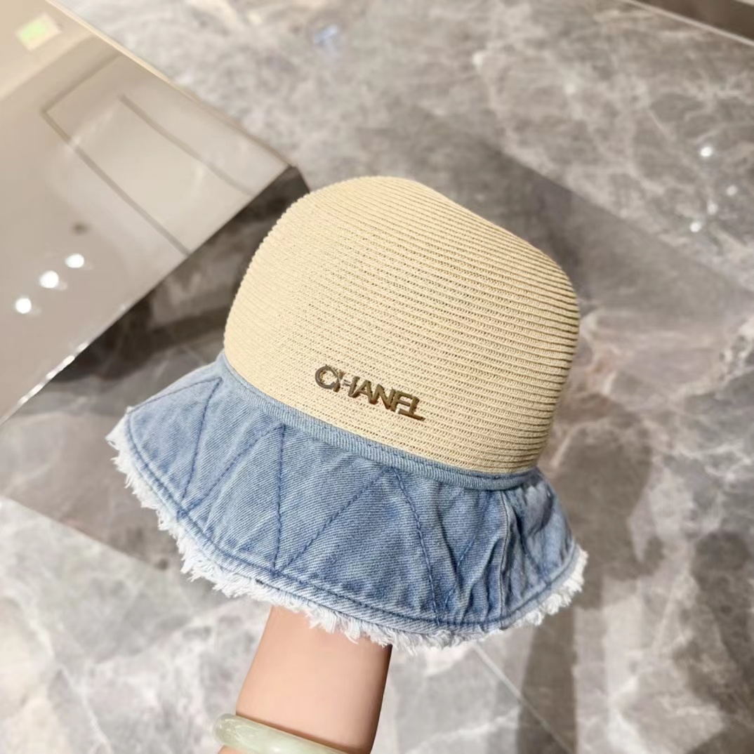 CHANEL cap