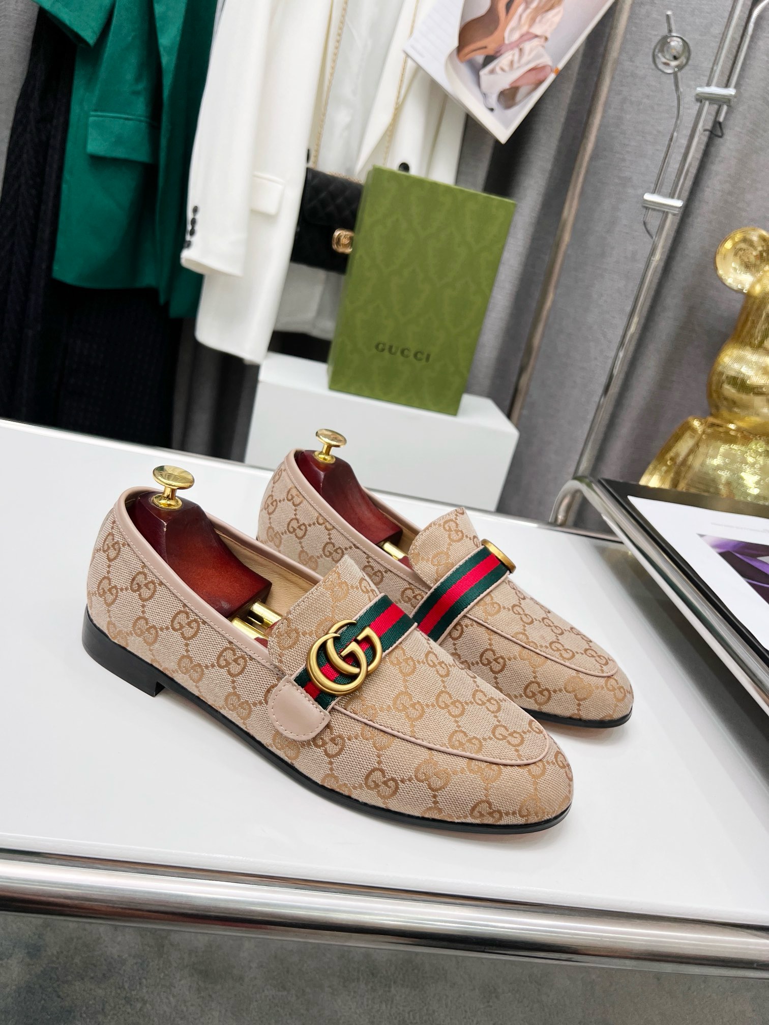 GUCCI Loafers
