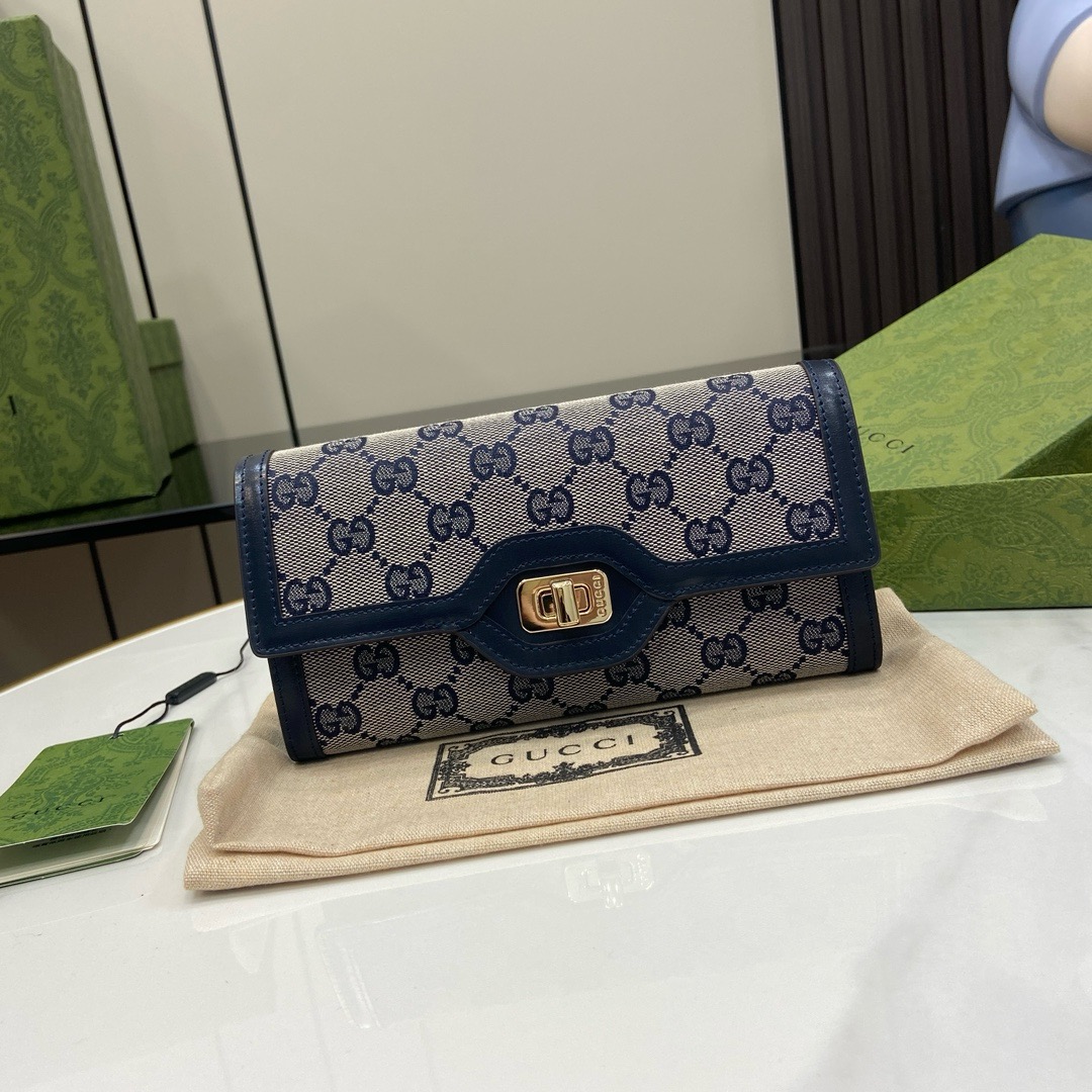 GUCCI Luce Zipper wallet