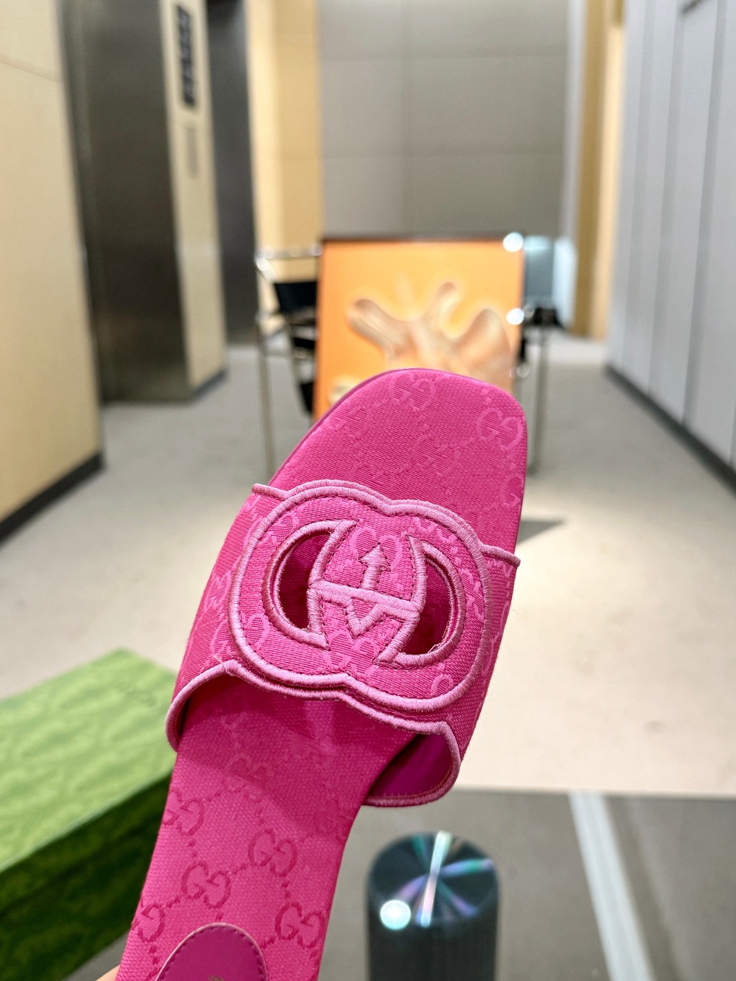 GUCCI  scuff slippers