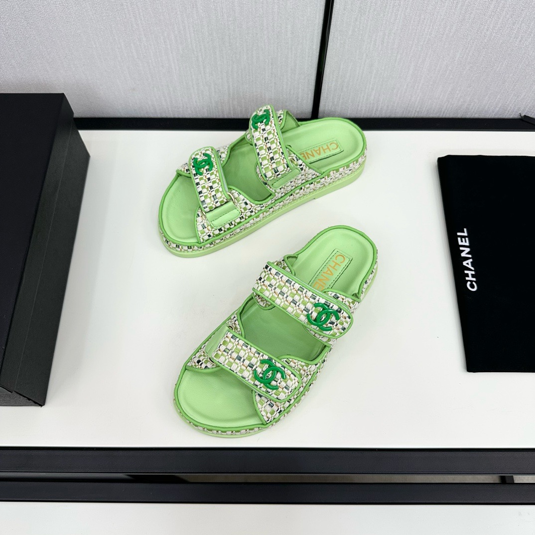 CHANEL New HOOk&LOOP Bird Grid Cloth Slippers