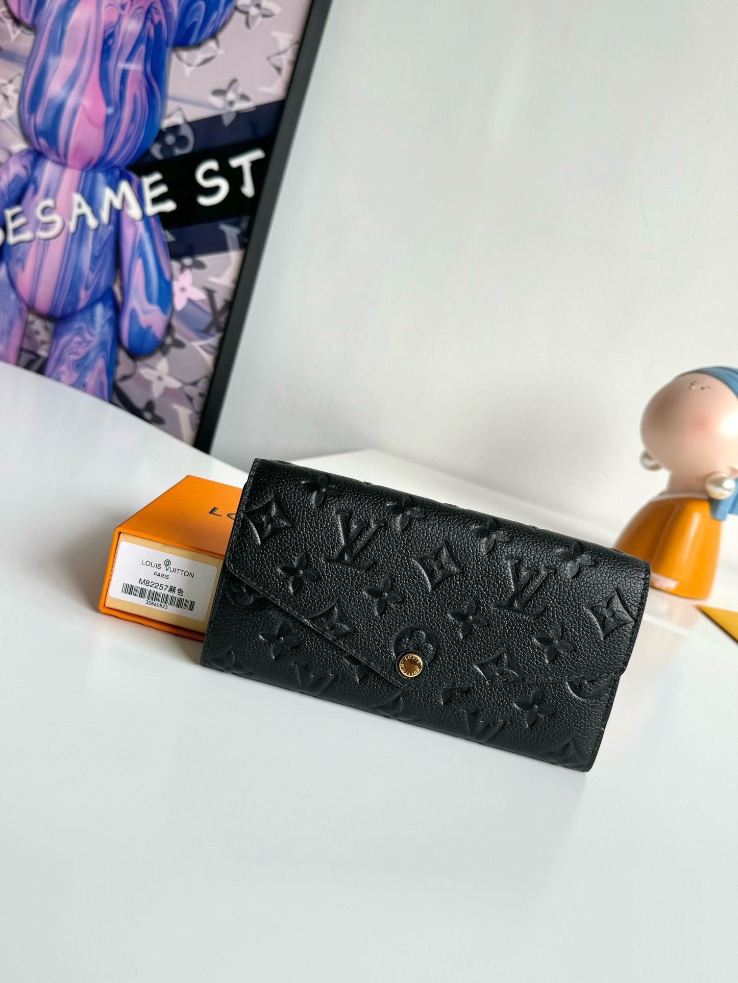 LV Sarah wallet bag