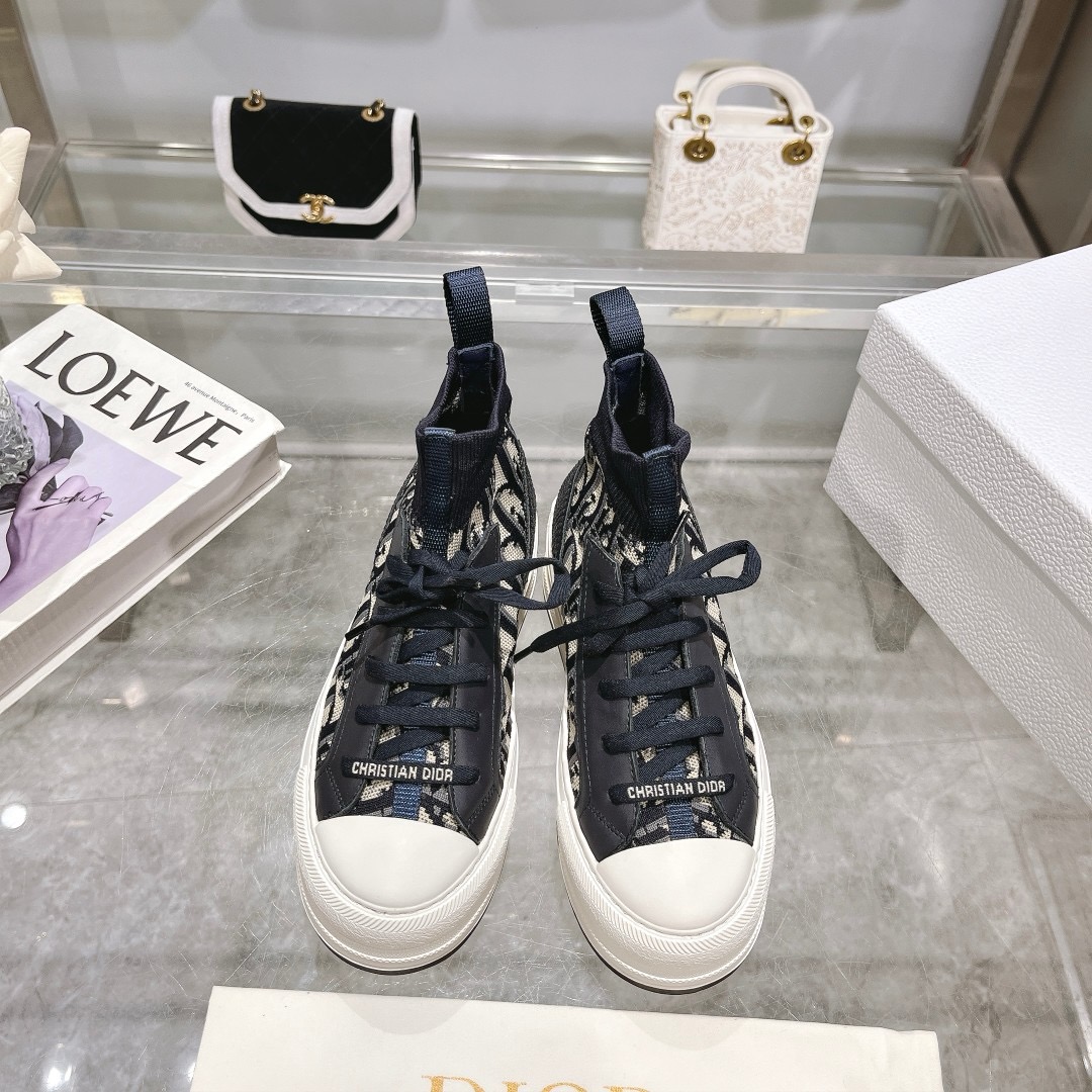 Walk’n DIOR trainers