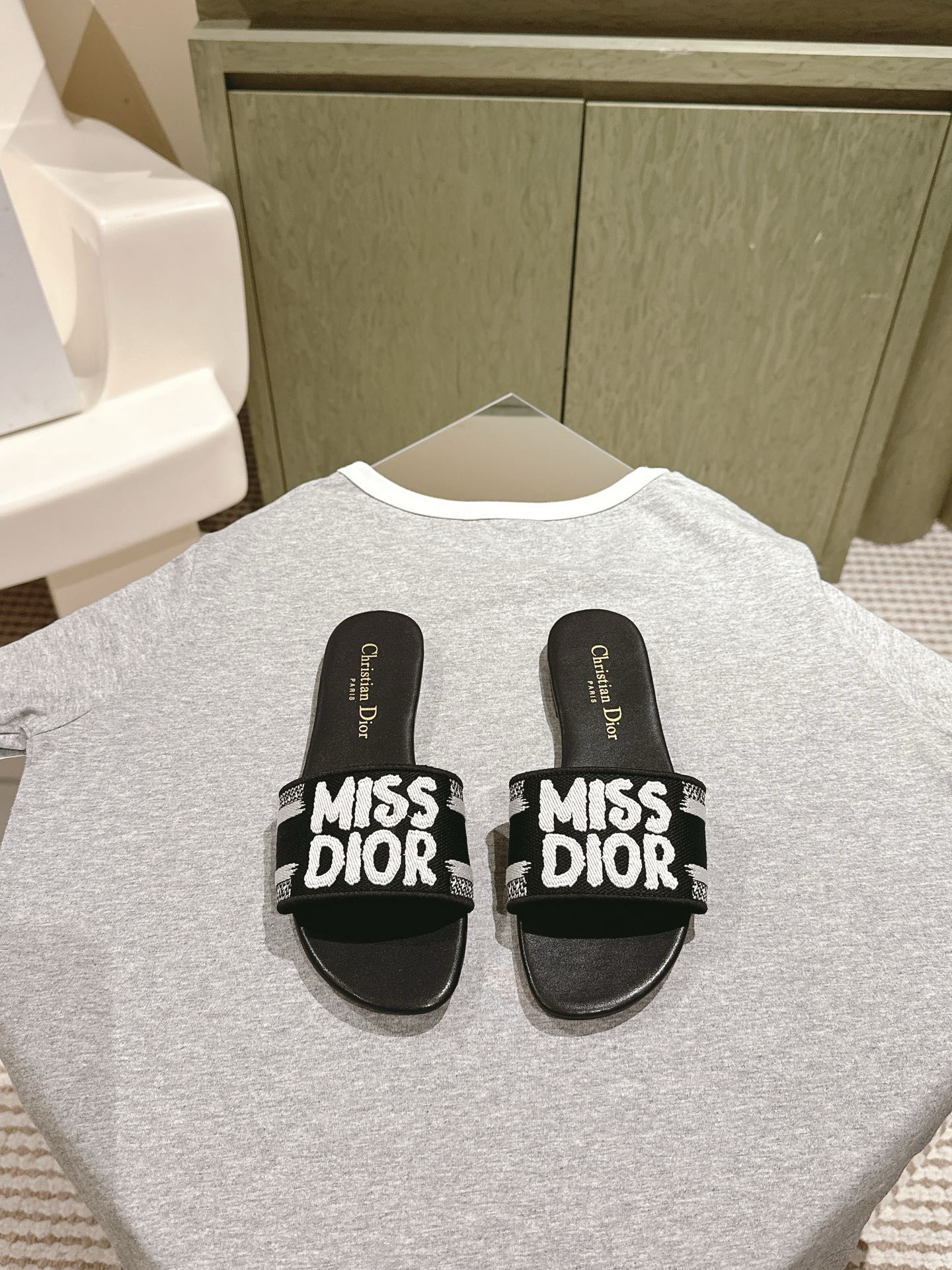 DIOR slipper