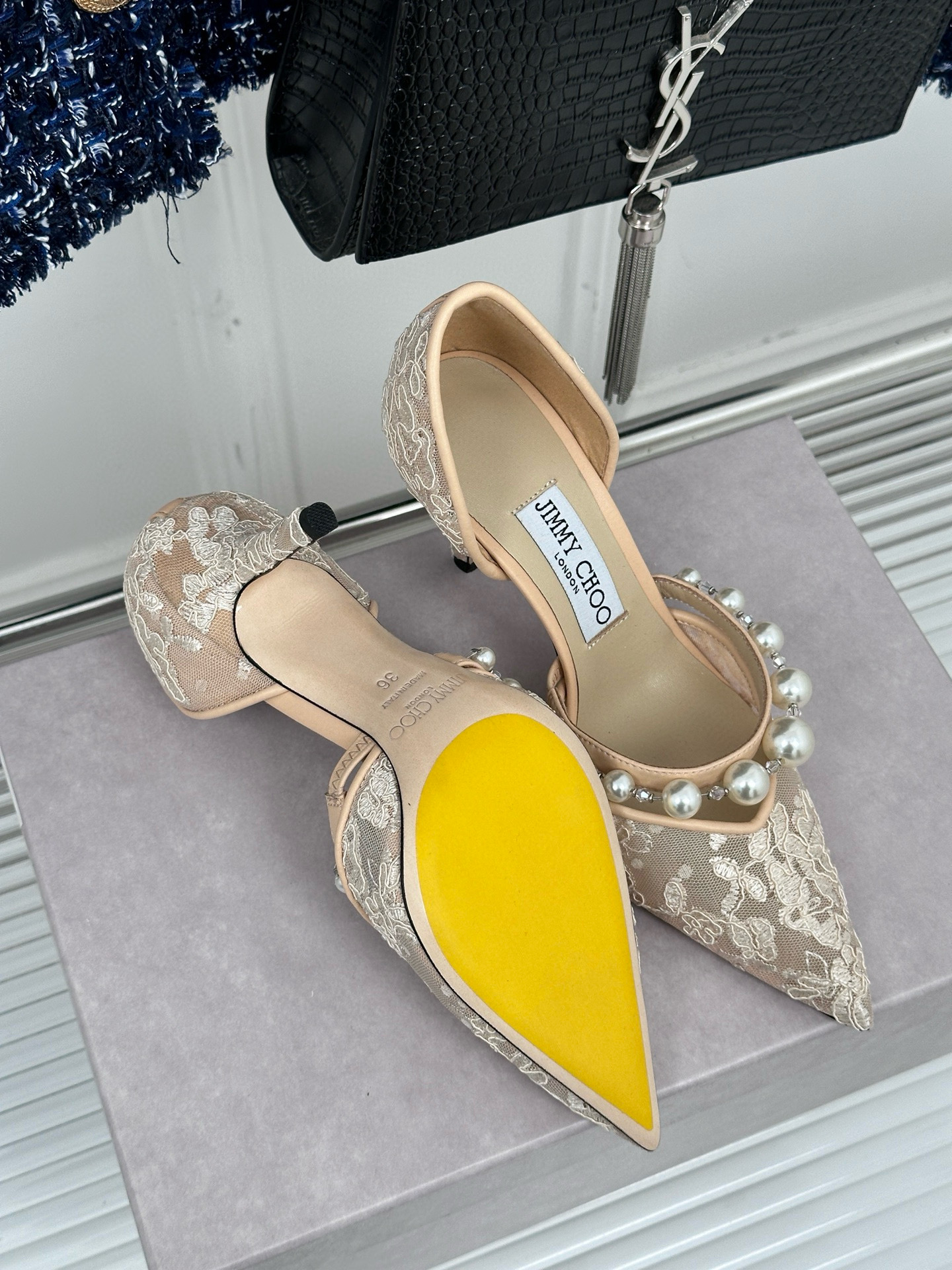 Jimmy Choo  Classic pearl lace high heels Imported lace fabric size 35-40