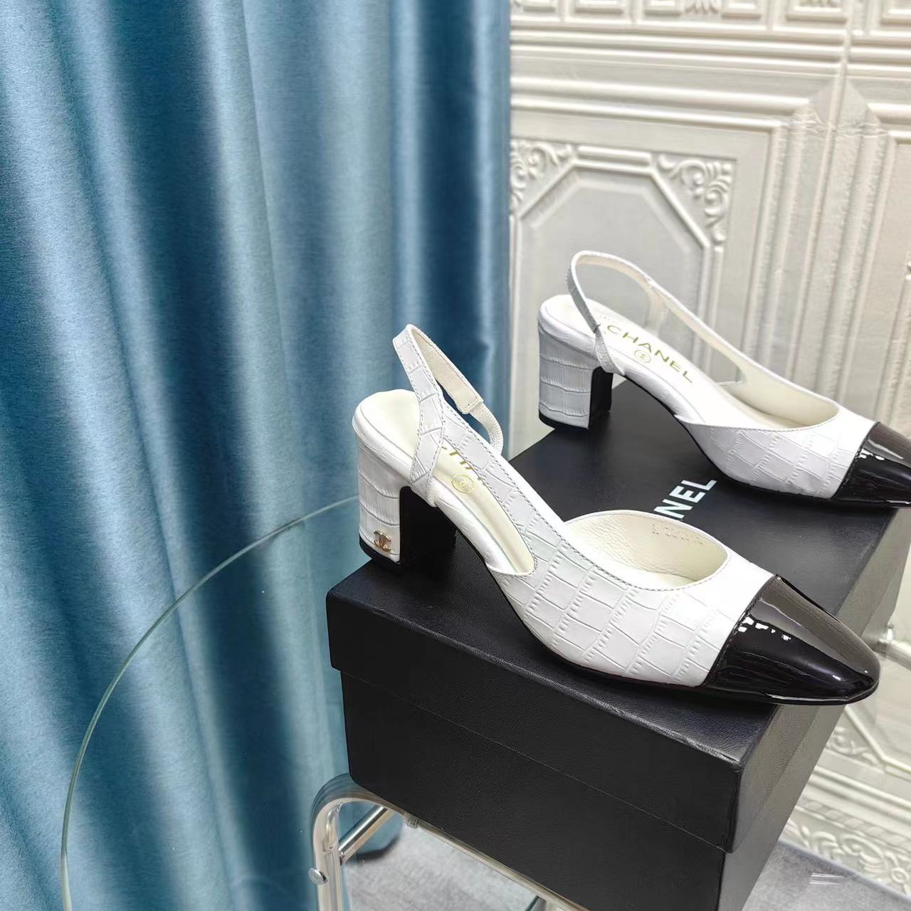 CHANEL  slingbalck Classic back air sandals