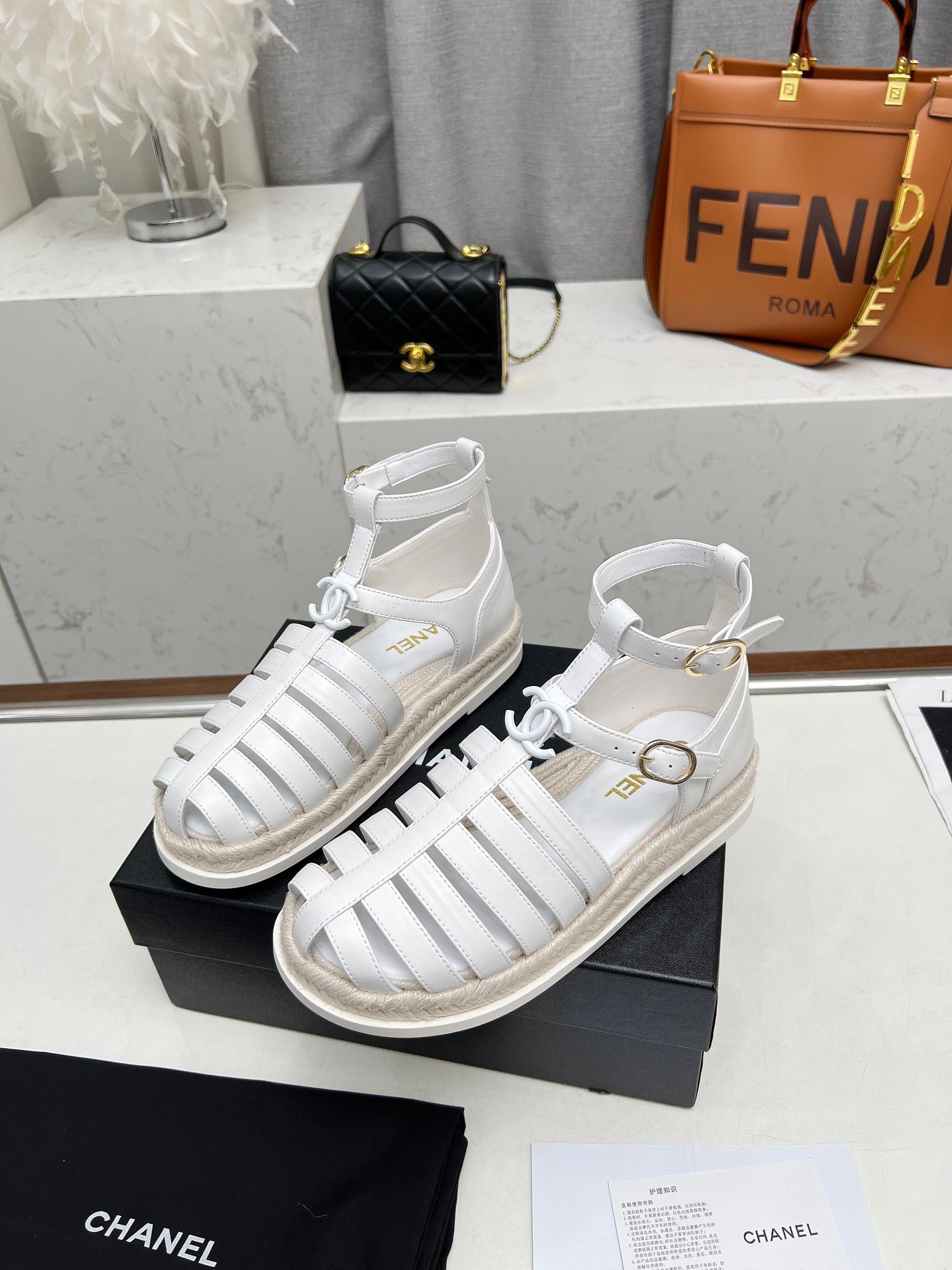 CHANEL Hemp rope woven Roman sandals