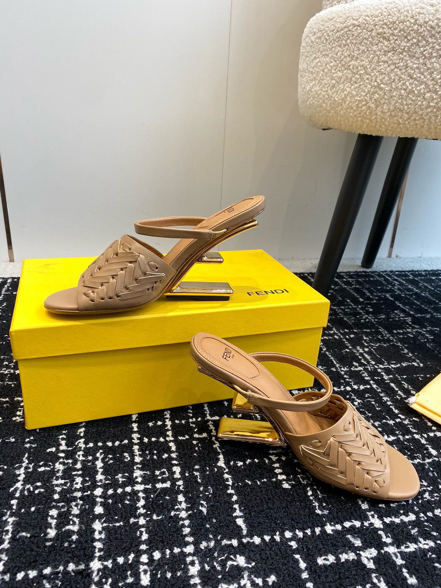 Fendi Knitted high heels