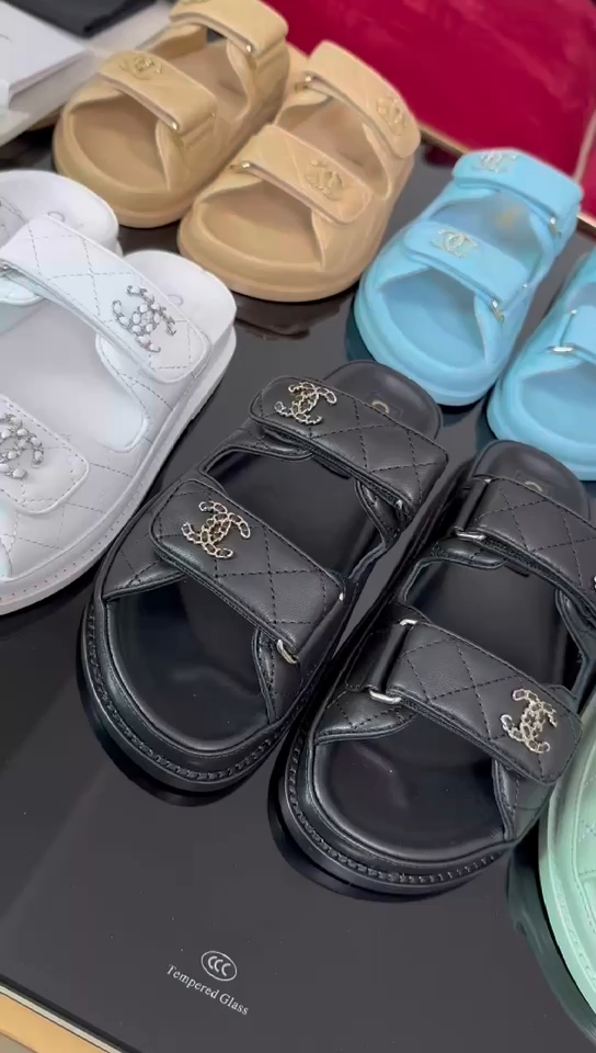 CHANEL New HOOk&LOOP Bird Grid Cloth Slippers