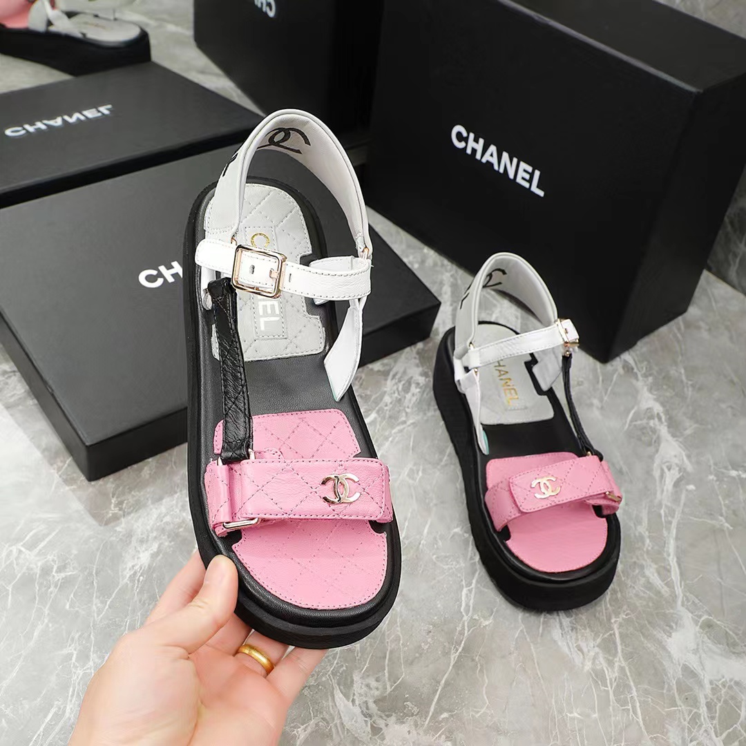 CHANEL Girl candy colored sandals Soft foam sole