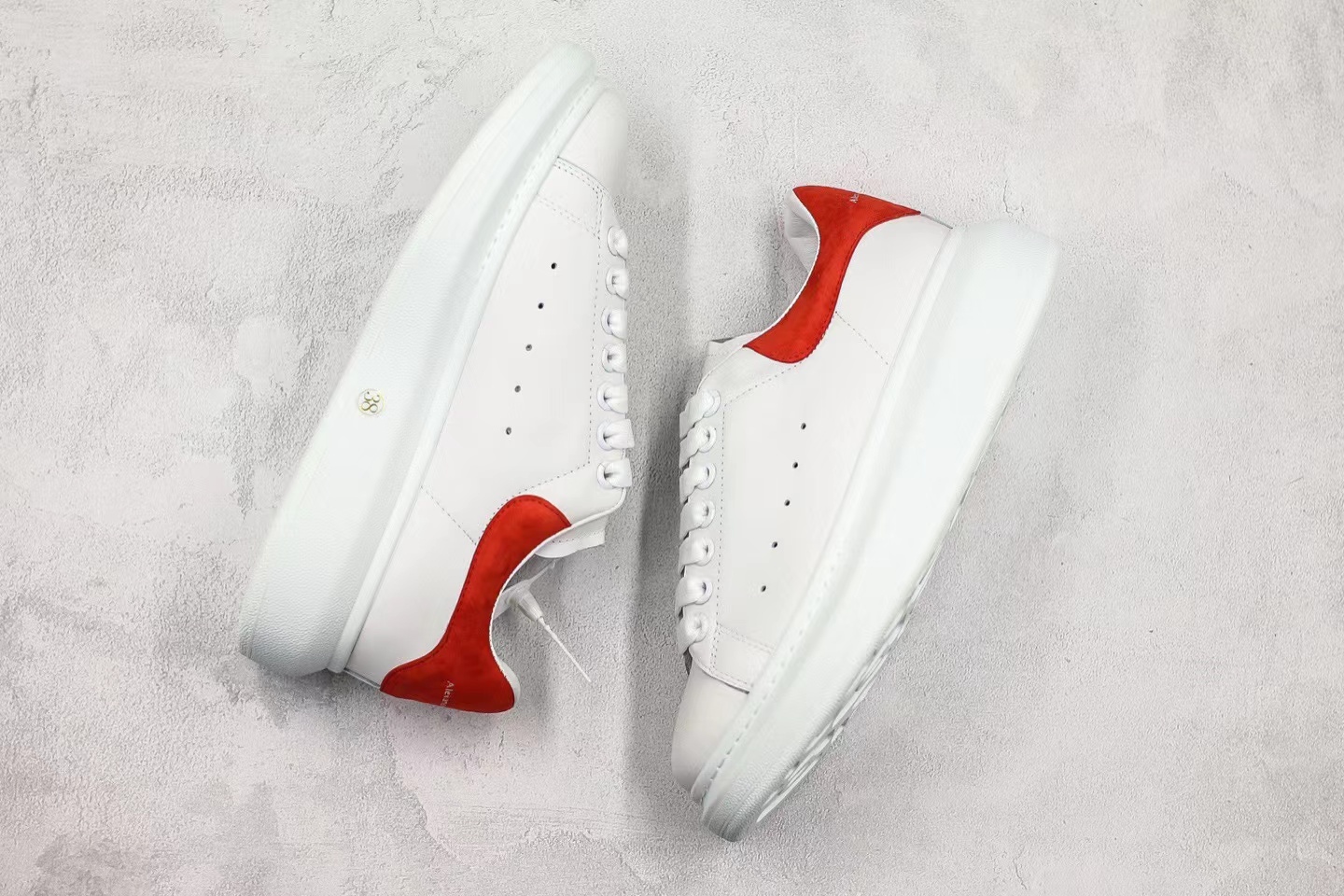 Alexander McQueen Couple Little White Shoes