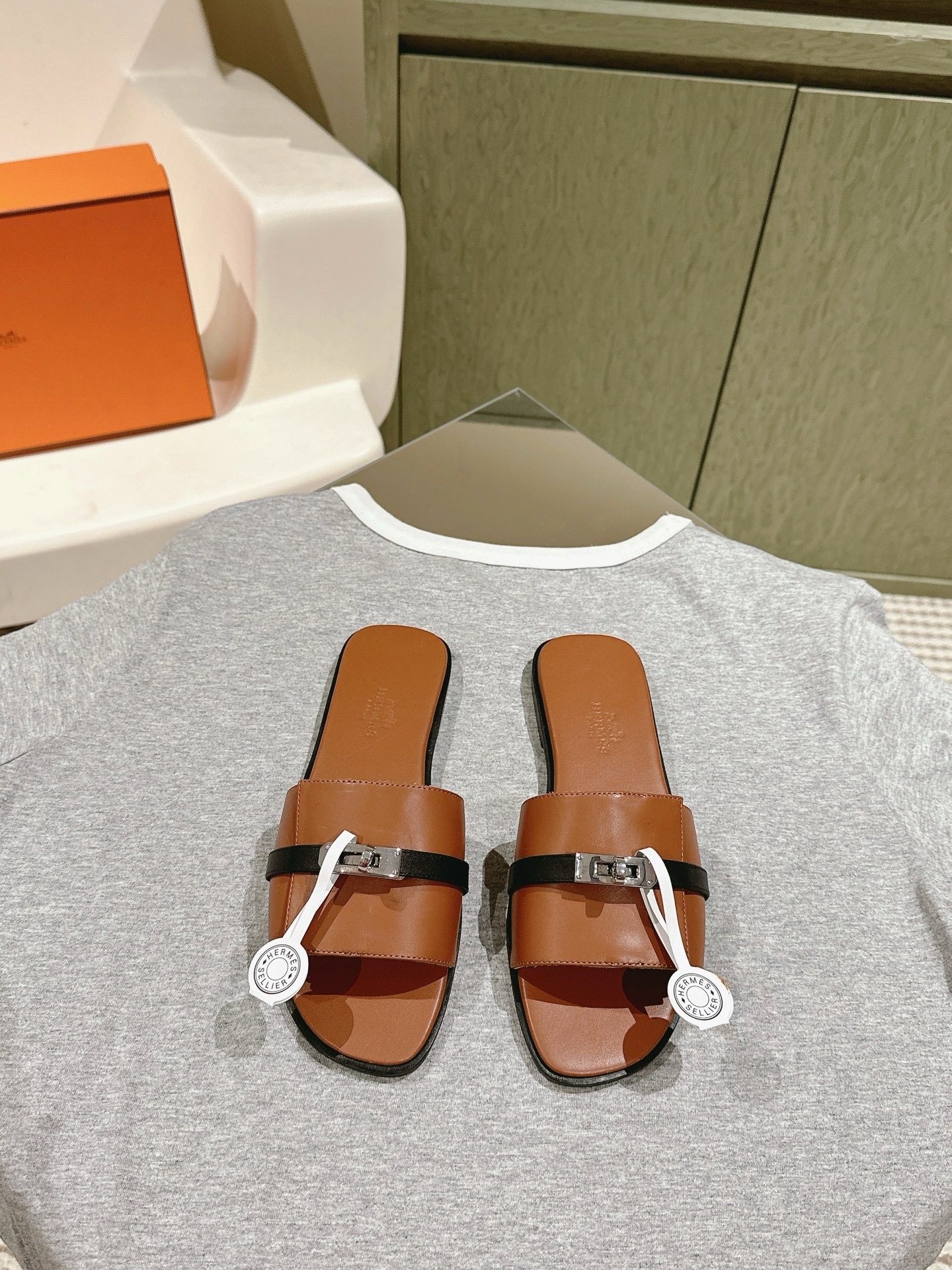 Hermes Kelly scuff slippers