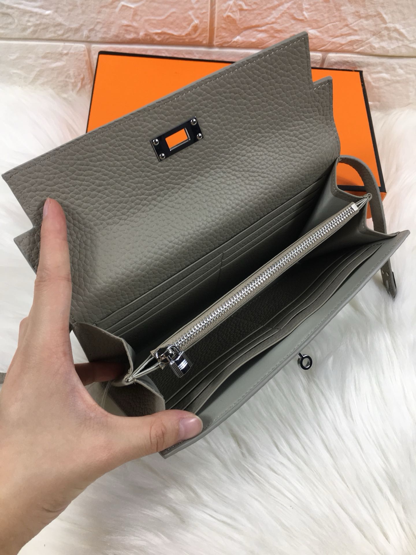 Hermes wallet bag