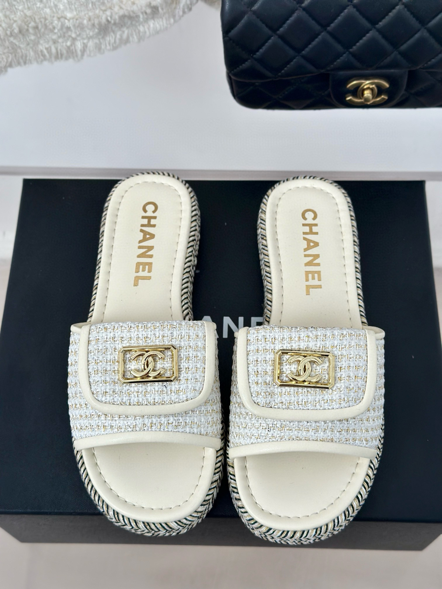 CHANEL Woven metal slippers