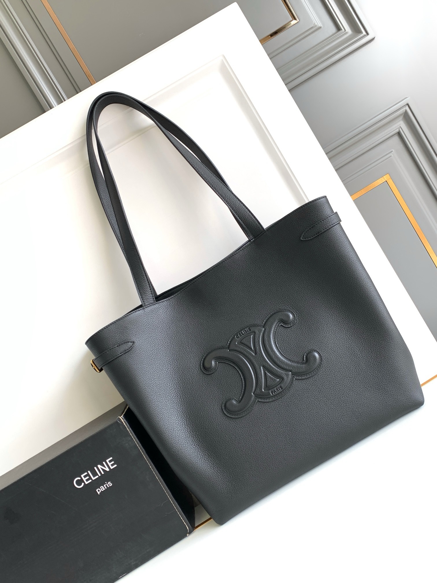 CELINE  cabas anais Cow leather handbag