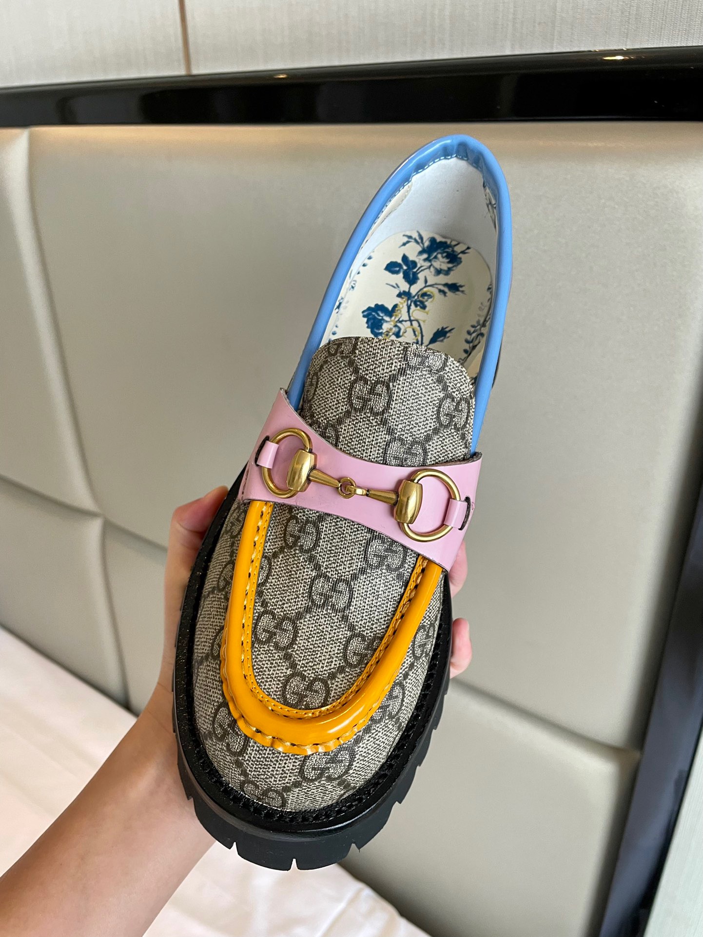 GUCCI Double G-buckle British style retro thick sole loafers