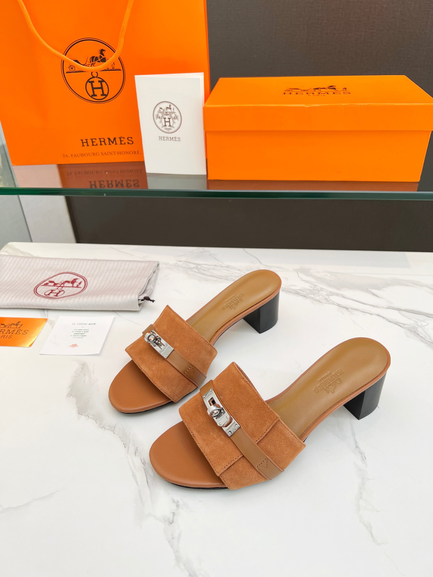 Hermes Metal flat bottomed slippers