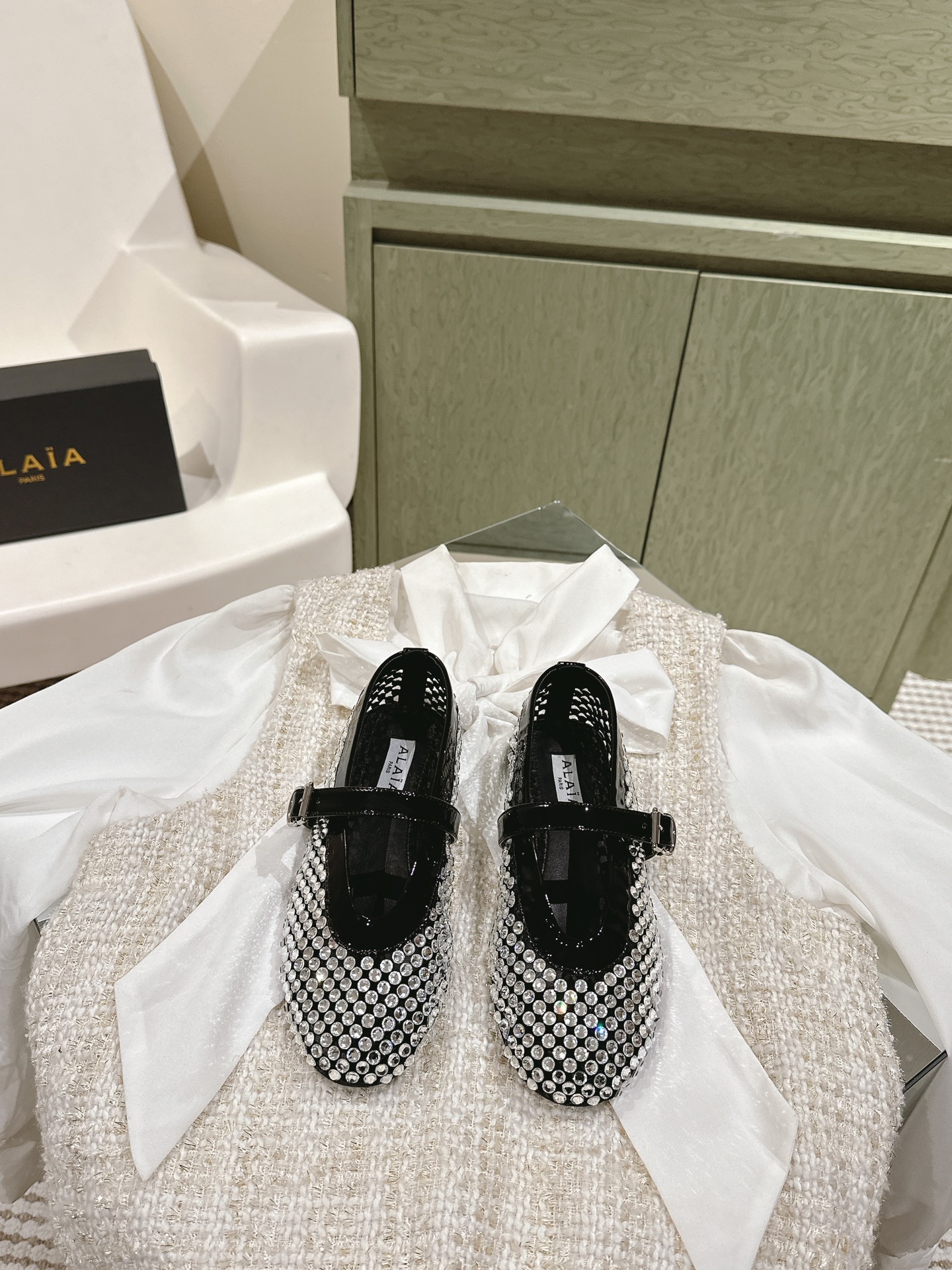 Alaia Classic diamond fishing net ballet shoes