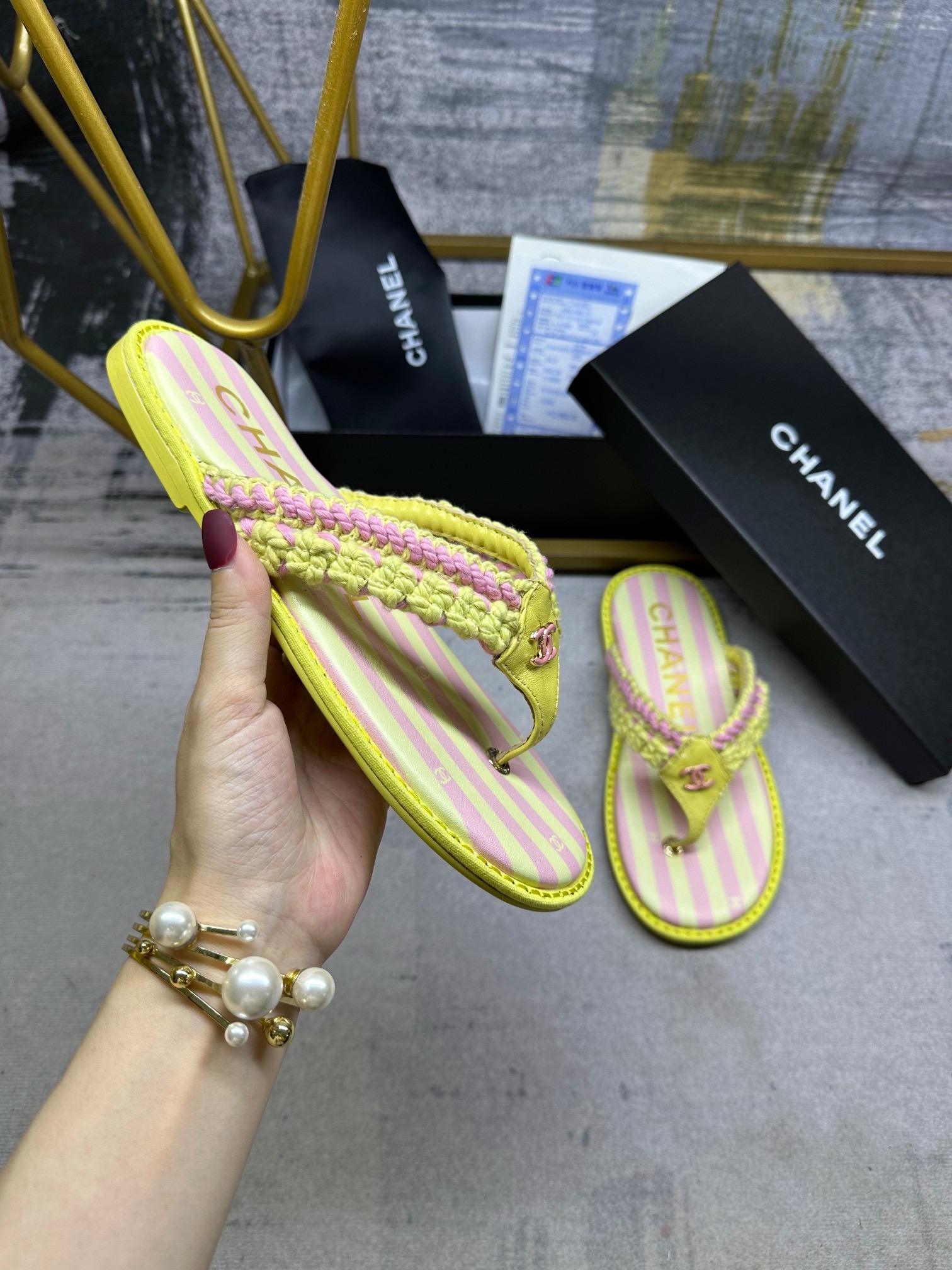 CHANEL Clip-on slippers
