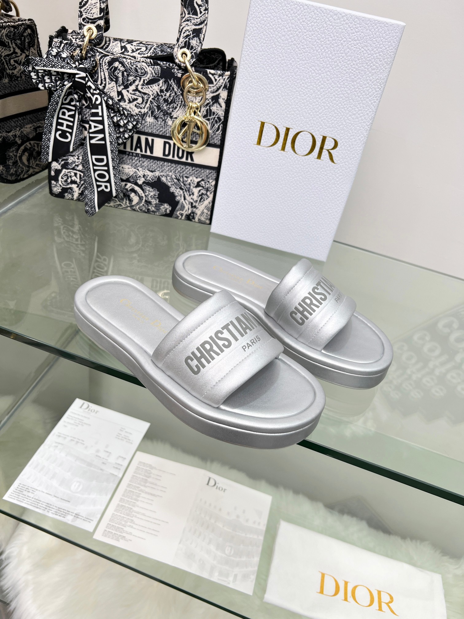 DIOR  slipper