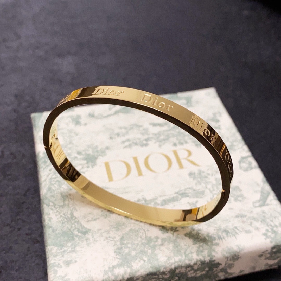 DIOR bracelet