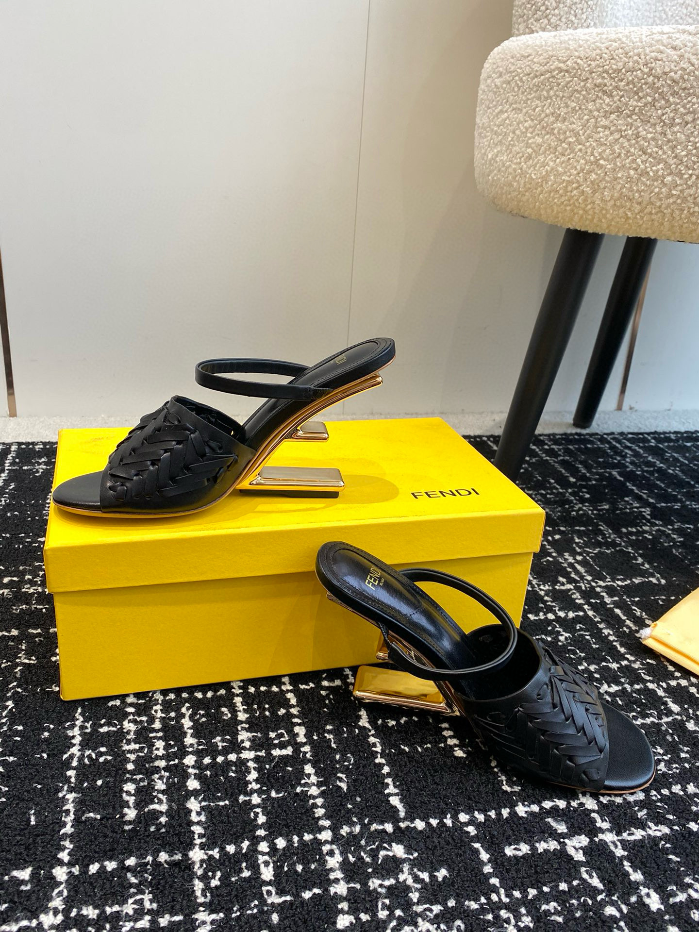 Fendi Knitted high heels