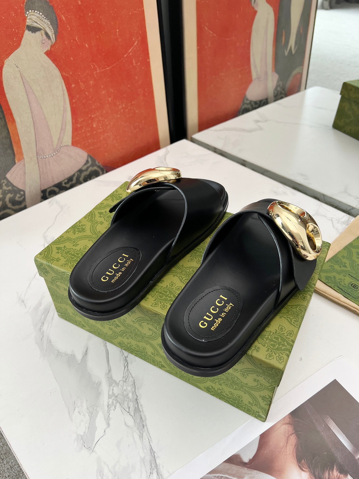 GUCCI slippers