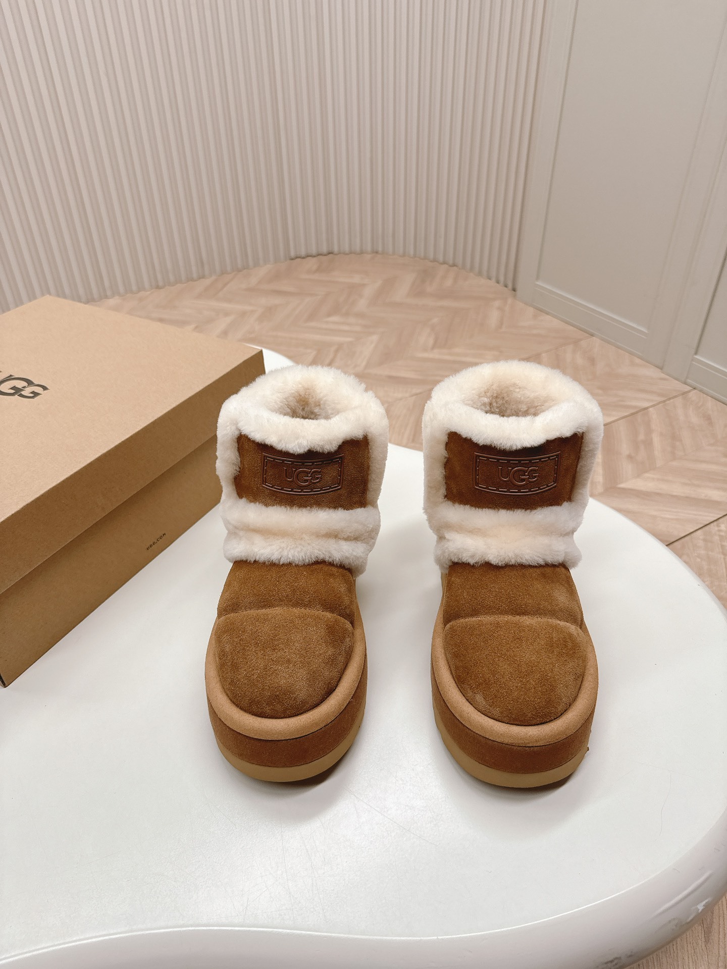 UGG Snow boots