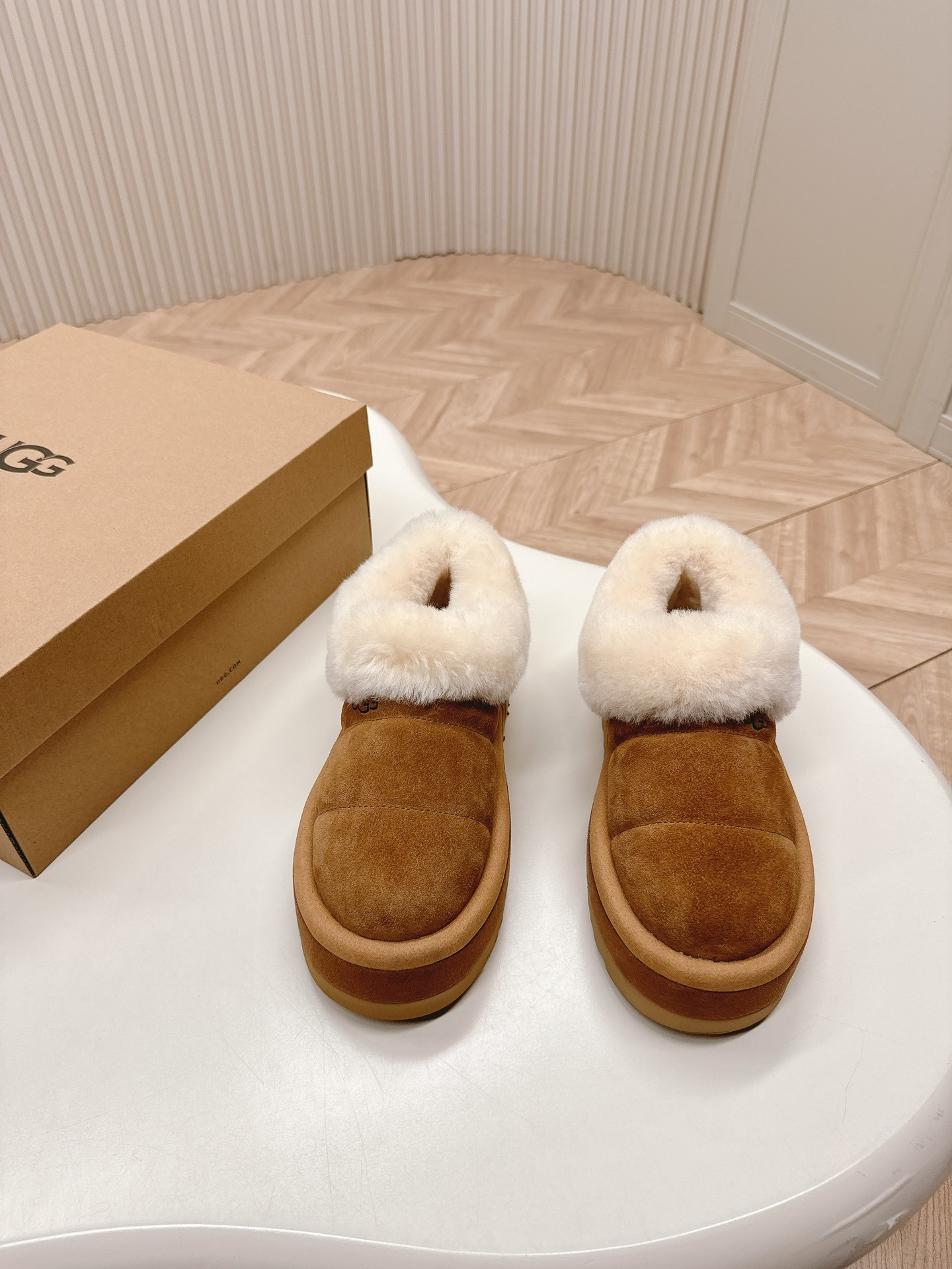 UGG Snow boots