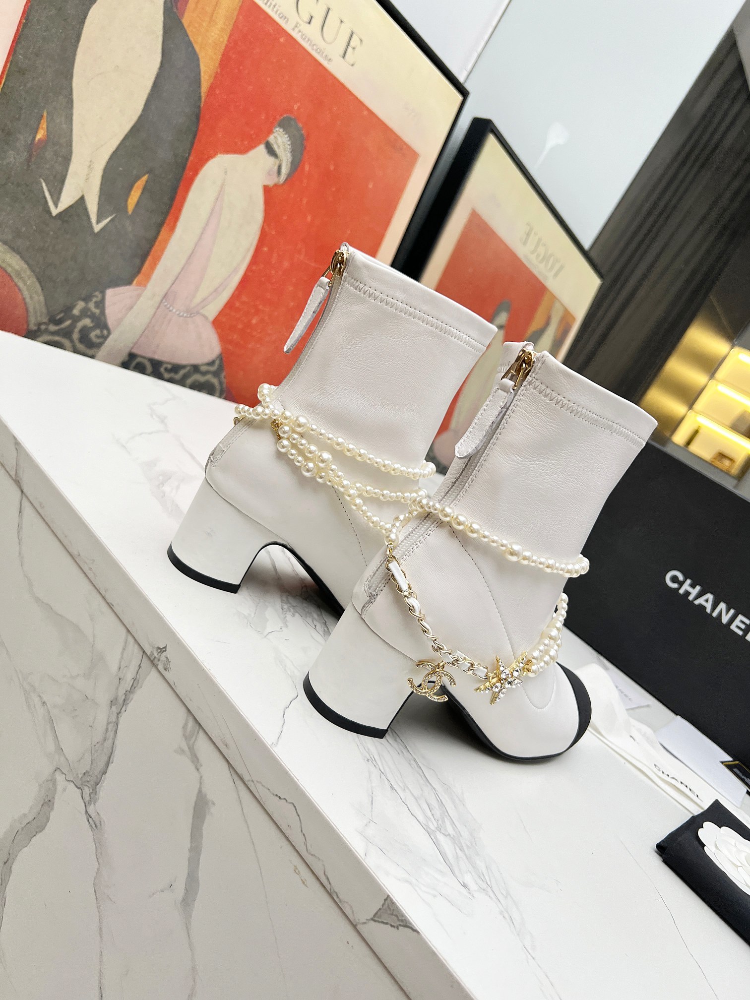 CHANEL Boots