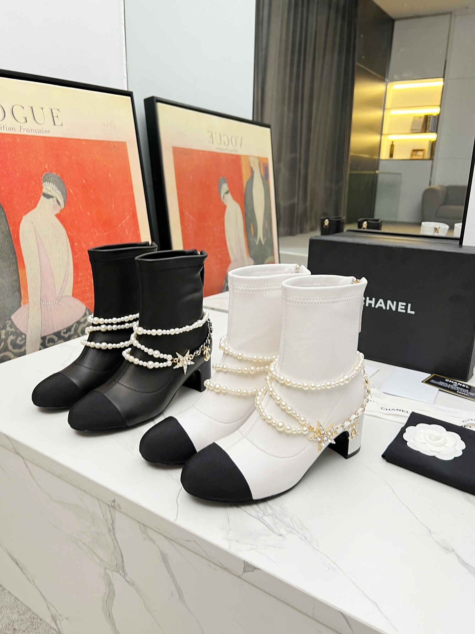 CHANEL Boots