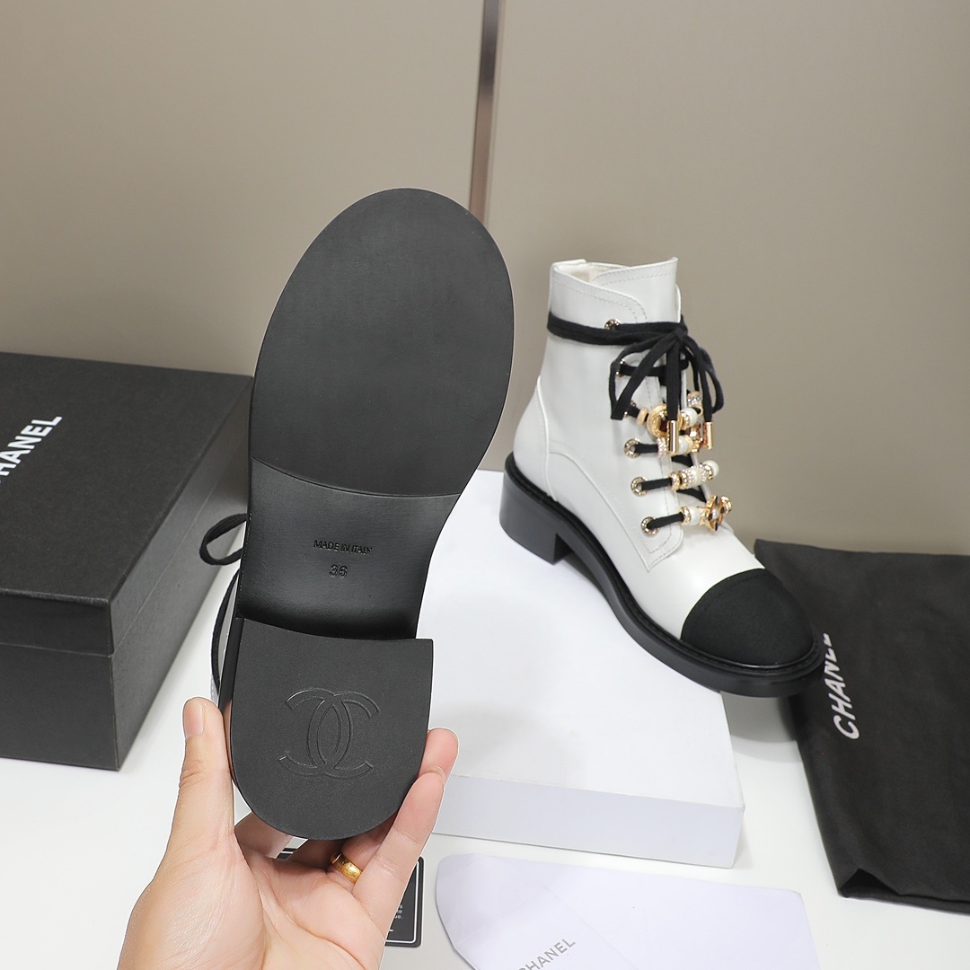 CHANEL Ankle boots Single shoes