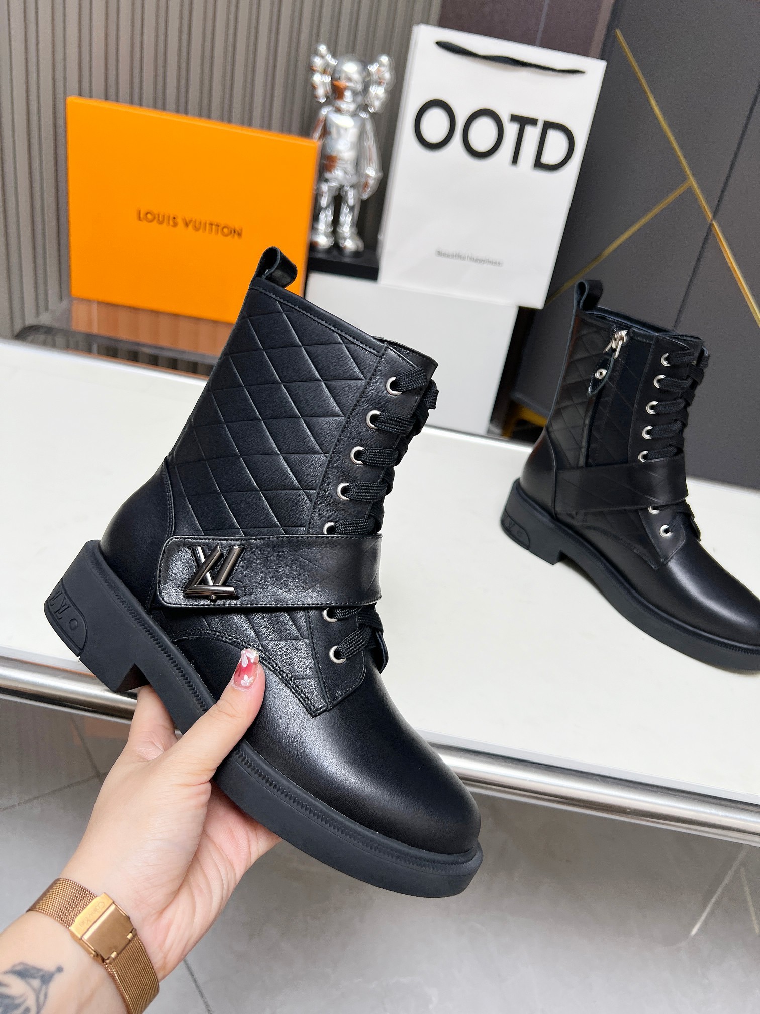 LV Citizen Ankle boots