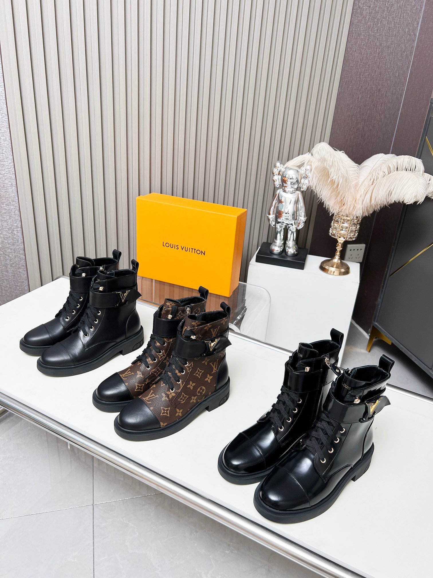 LV Citizen  LV Capucines Ankle boots