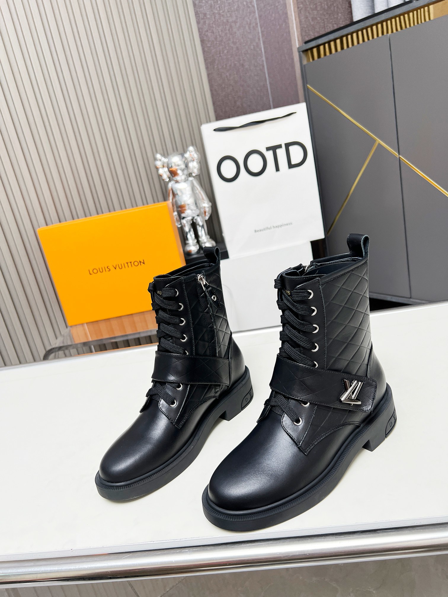 LV Citizen Ankle boots