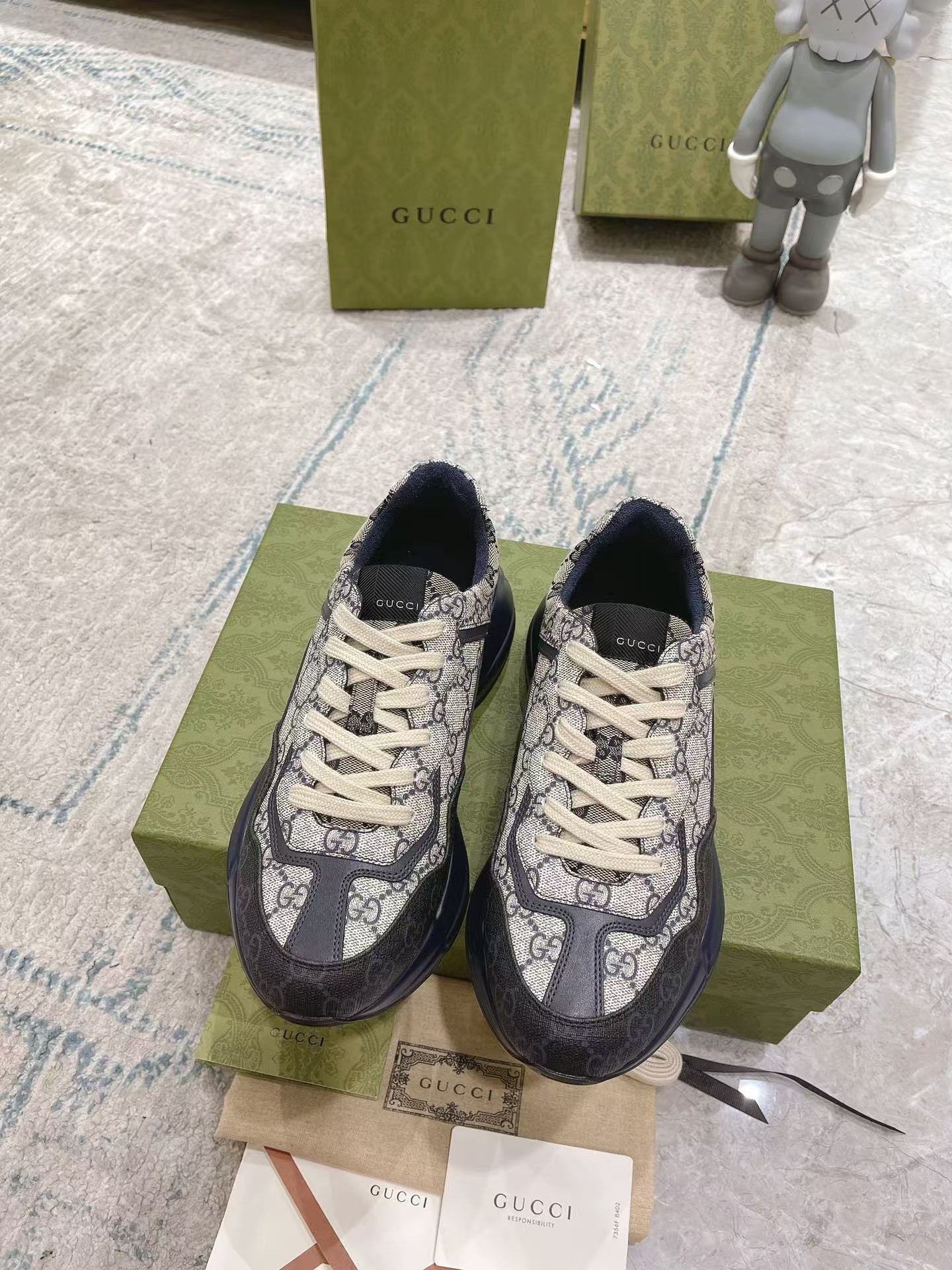 gucci sneakers