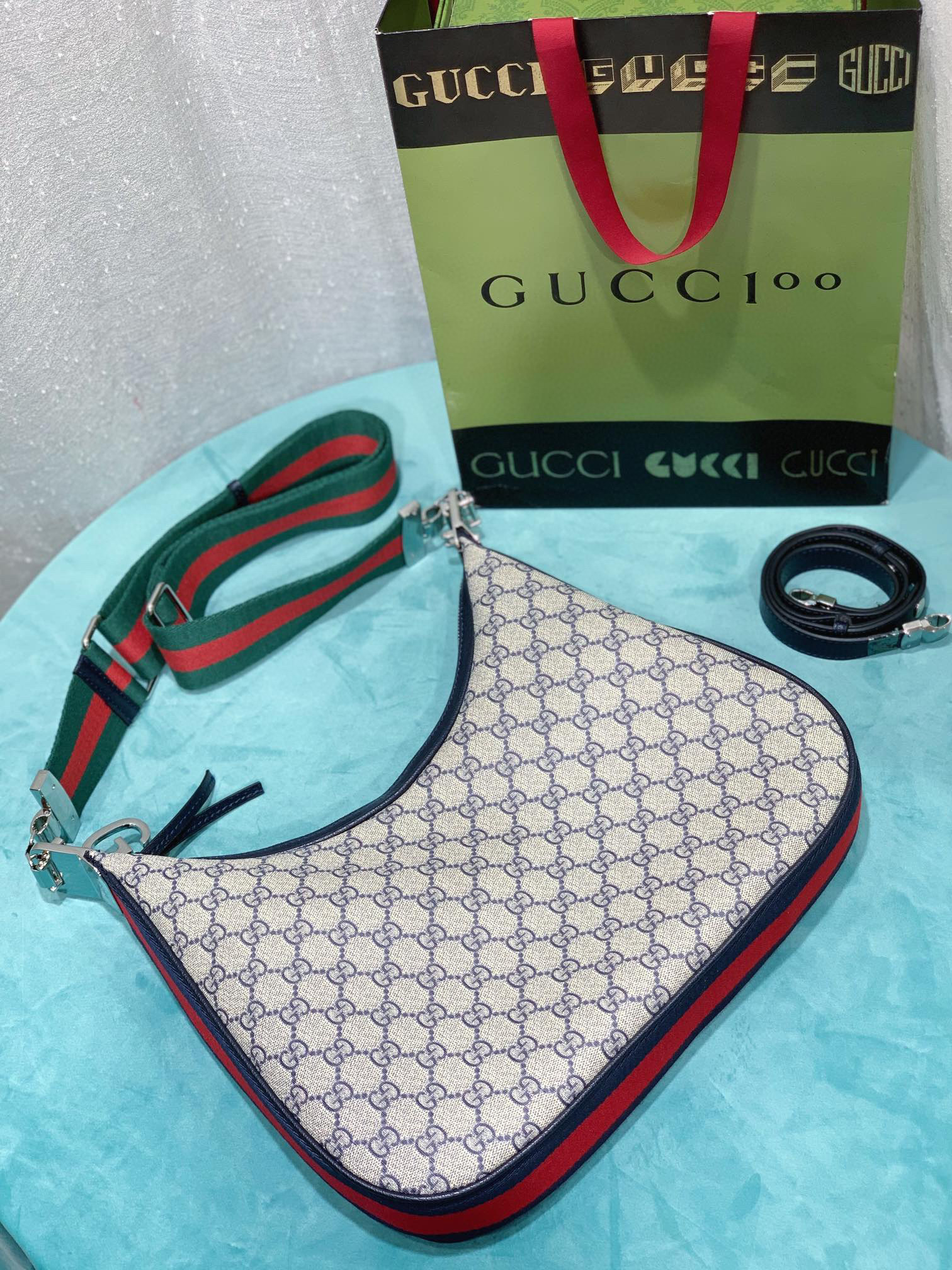 GUCCi Handbag