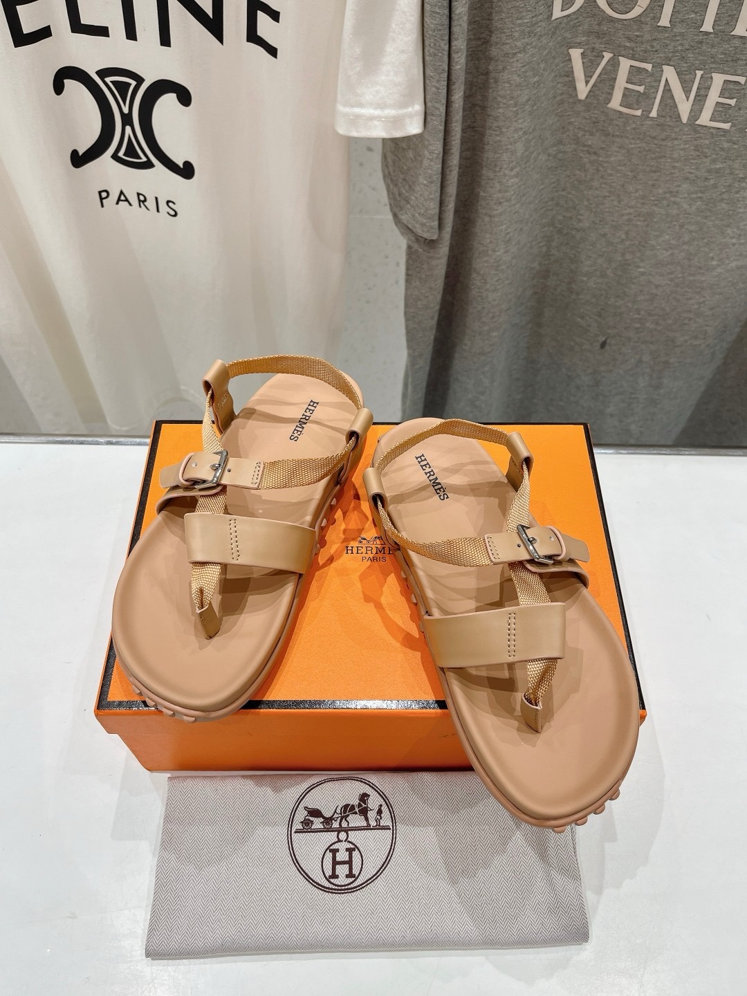HERMES flip-flops sandals