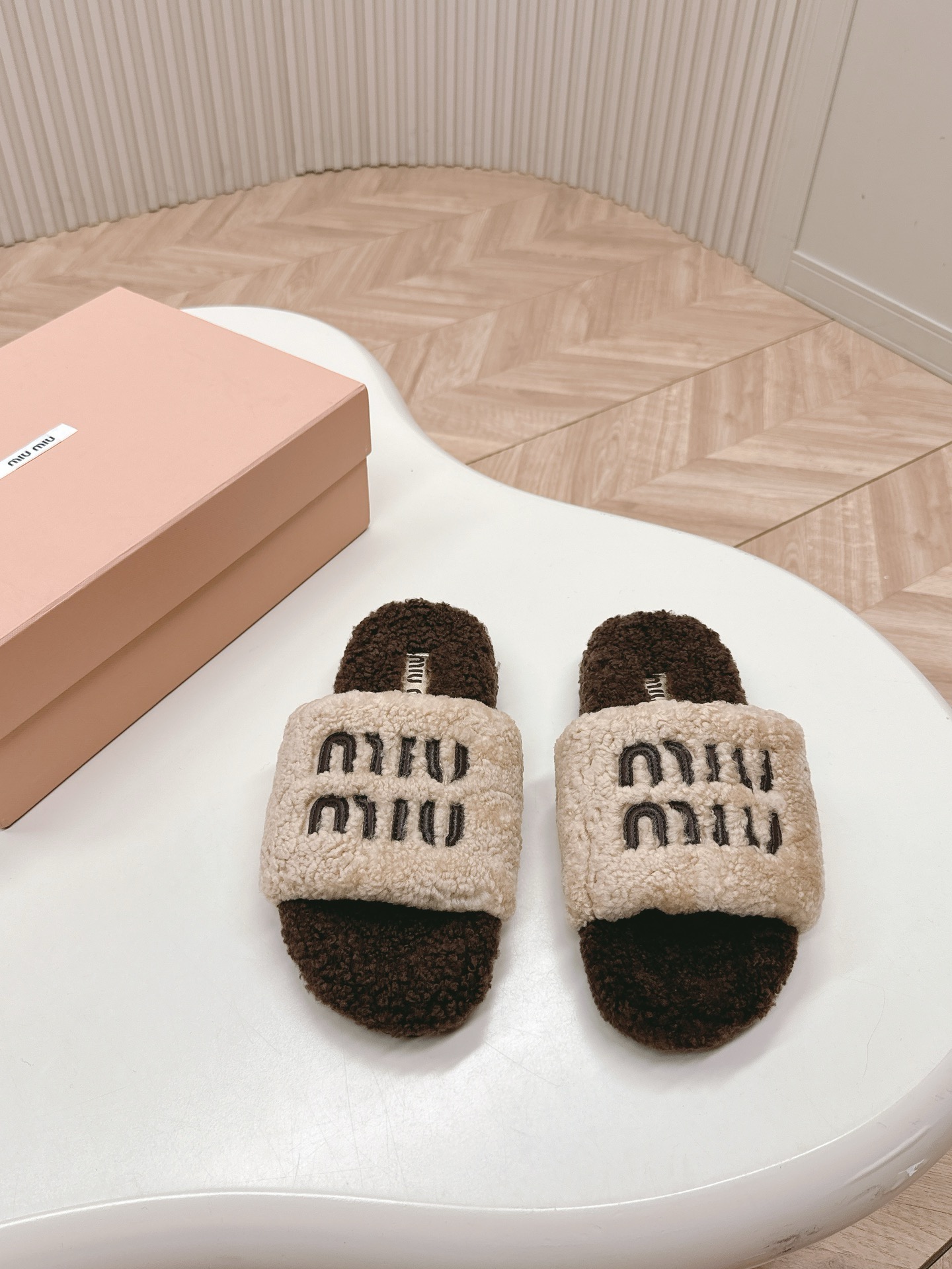 MIU MIU Wool slippers
