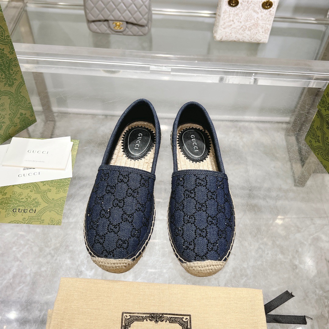 GUCCI Fisherman shoes