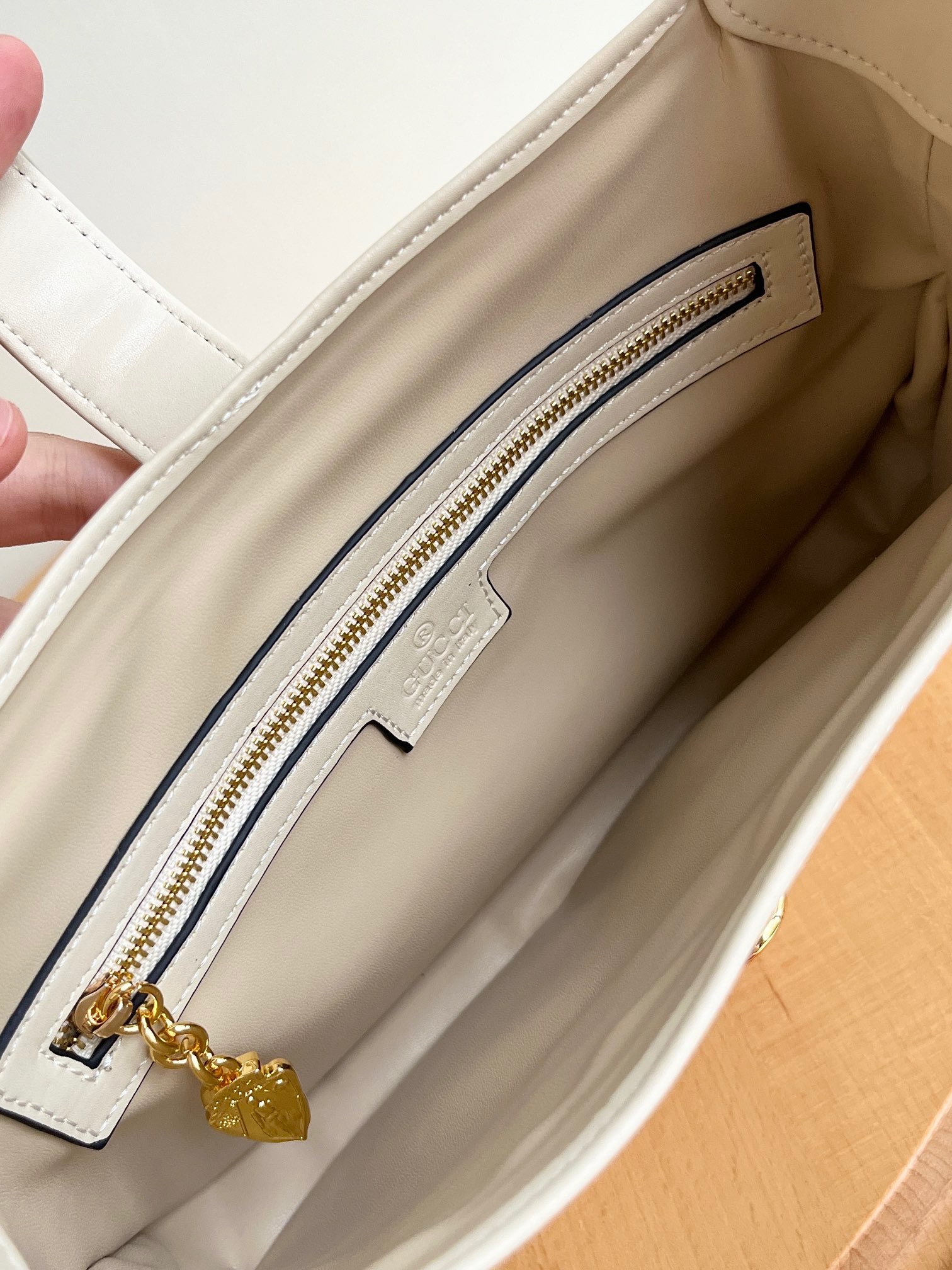 GUCCI Ancora Jackie Handbag