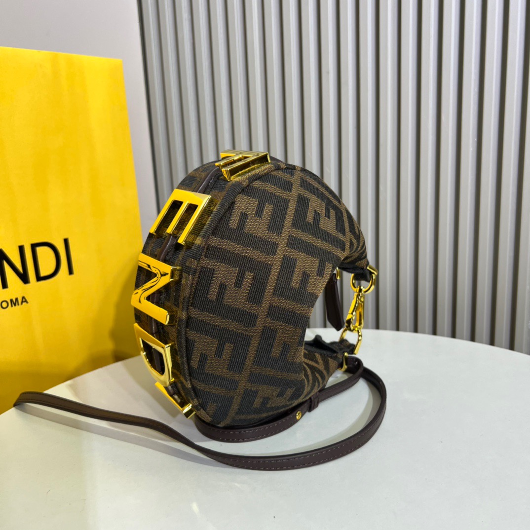 FENDI Handbag