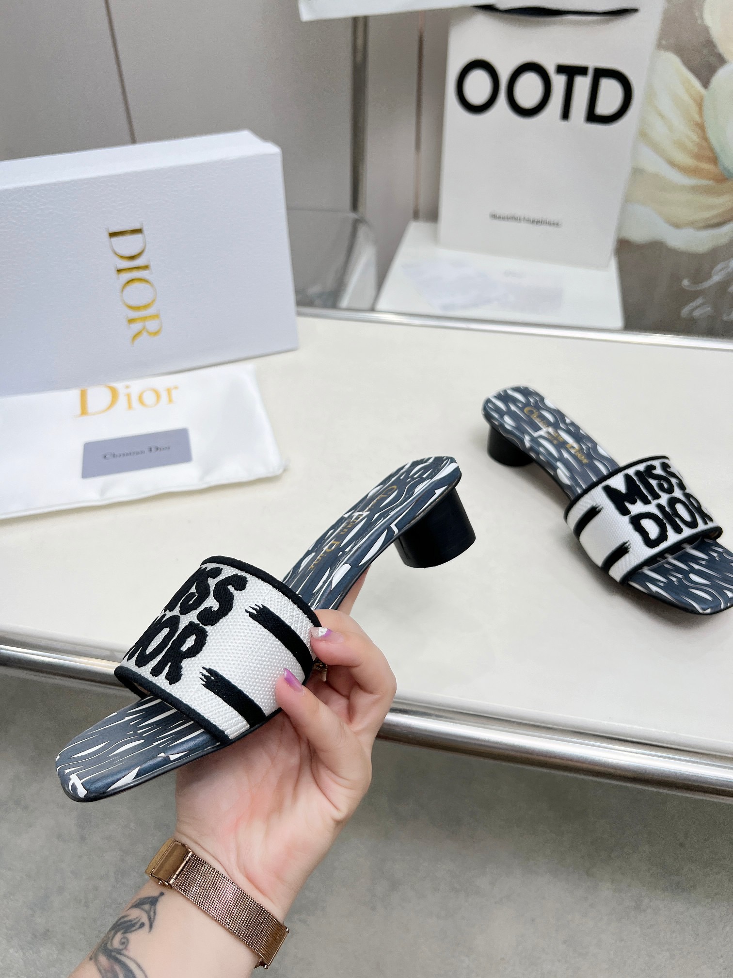 Dway MISS DIOR Slippers（Chunky heel）